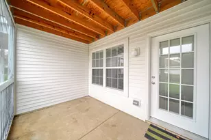 2738 S Knightsbridge Cir, Ann Arbor, MI 48105 - Photo 14