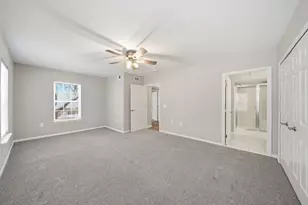 2738 S Knightsbridge Cir, Ann Arbor, MI 48105 - Photo 22