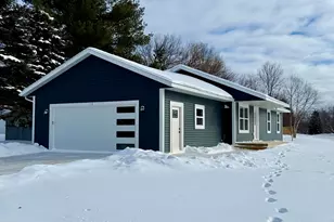 518 S Sullivan Ave, Fremont, MI 49412 - Photo 2