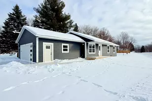 518 S Sullivan Ave, Fremont, MI 49412 - Photo 8