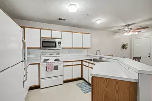 5869 Crosswinds Dr, Norton Shores, MI 49444 - Photo 10