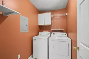 5869 Crosswinds Dr, Norton Shores, MI 49444 - Photo 18