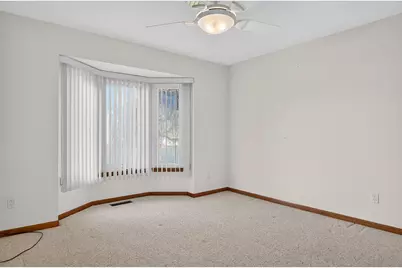 36394 Cecilia Drive #26, Sterling Heights, MI 48312 - Photo 12