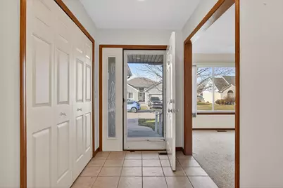 36394 Cecilia Drive #26, Sterling Heights, MI 48312 - Photo 4