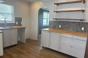 400 Colfax St, Jackson, MI 49203 - Photo 4