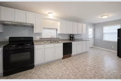 261 N Mary Street, Marine City, MI 48039 - Photo 4