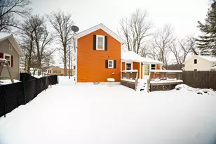 204 W Walnut St, Albion, MI 49224 - Photo 12