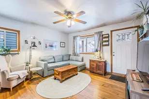 1166 Lexington Pkwy, Ypsilanti, MI 48198 - Photo 6