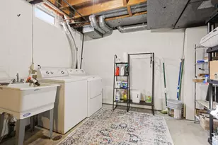 2460 Adare Rd, Ann Arbor, MI 48104 - Photo 52