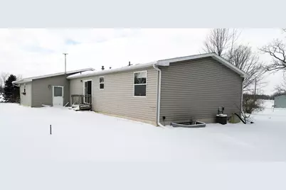 2598 Wildcat Road, Saint Johns, MI 48879 - Photo 36