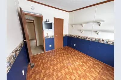 2598 Wildcat Road, Saint Johns, MI 48879 - Photo 10