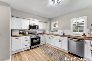 248 Matilda St NE, Grand Rapids, MI 49503 - Photo 14