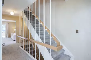 1472 Oakbrook E Dr, Rochester Hills, MI 48307 - Photo 4