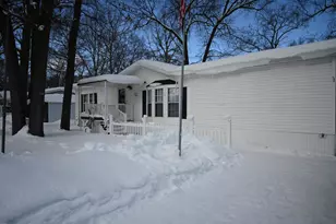 3820 Victorian Ln, Muskegon, MI 49442 - Photo 2