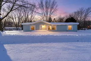 54598 Park Ln, Eau Claire, MI 49111 - Photo 1