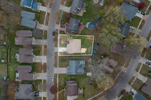 1735 Crestline Dr, Troy, MI 48083 - Photo 26