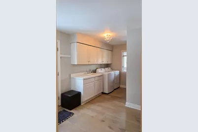 3427 E Dobson Place, Ann Arbor, MI 48105 - Photo 14