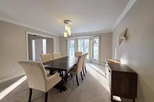 3427 E Dobson Pl, Ann Arbor, MI 48105 - Photo 4