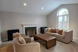 3427 E Dobson Pl, Ann Arbor, MI 48105 - Photo 8