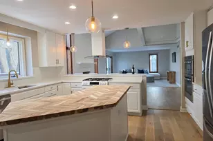 3427 E Dobson Pl, Ann Arbor, MI 48105 - Photo 2