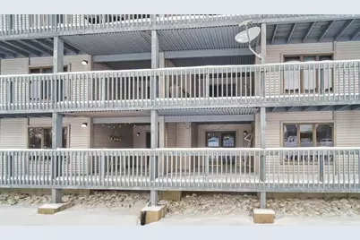 317 5th Avenue #Unit 4, Manistee, MI 49660 - Photo 2