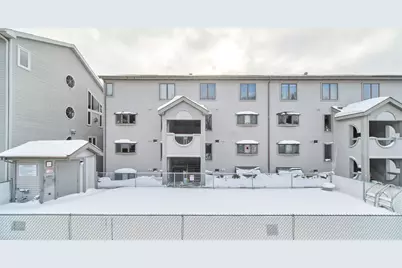 317 5th Avenue #Unit 4, Manistee, MI 49660 - Photo 1