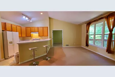 1354 Fox Pointe Circle, Ann Arbor, MI 48108 - Photo 14