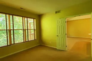 1354 Fox Pointe Cir, Ann Arbor, MI 48108 - Photo 10