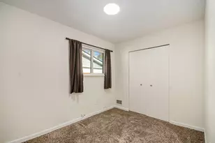 23628 Champaign St, Taylor, MI 48180 - Photo 18