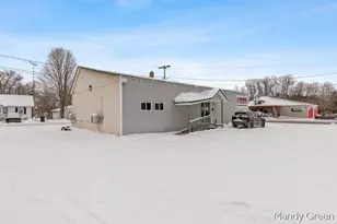 21229 Northland Dr, Paris, MI 49338 - Photo 4