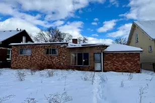 18101 Marx St, Highland Park, MI 48203 - Photo 4