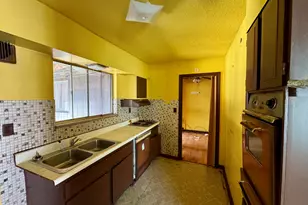 18101 Marx St, Highland Park, MI 48203 - Photo 6