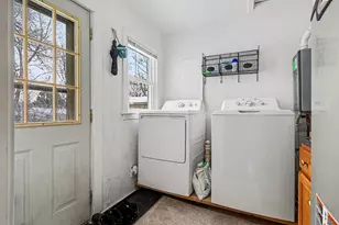 647 Stephanie St, Battle Creek, MI 49037 - Photo 12