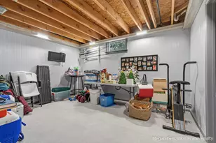 210 Bay Cir Ct, Holland, MI 49424 - Photo 32