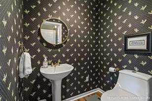 210 Bay Cir Ct, Holland, MI 49424 - Photo 14