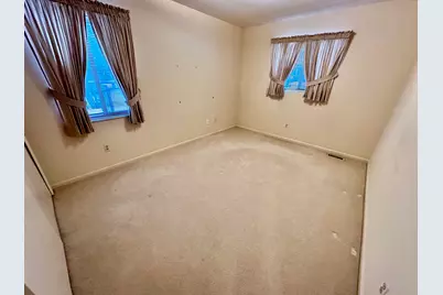 36744 Vargo, Livonia, MI 48152 - Photo 18