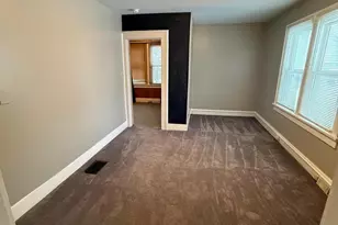 812 Clay St, Niles, MI 49120 - Photo 4