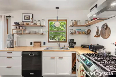 1827 Millbrook Street SE, Grand Rapids, MI 49508 - Photo 10