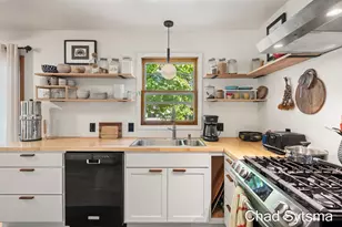 1827 Millbrook St SE, Grand Rapids, MI 49508 - Photo 10