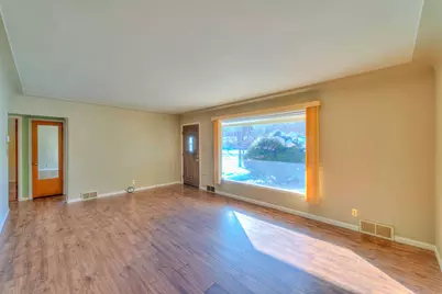 1031 S Durand Street, Jackson, MI 49203 - Photo 4