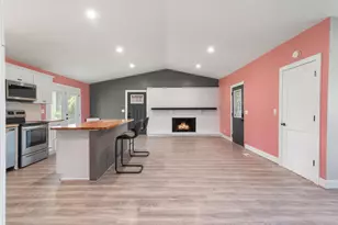 6750 Walters Rd, Clarkston, MI 48346 - Photo 4