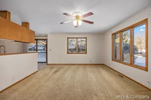 948 Laketown Dr, Holland, MI 49423 - Photo 6