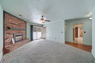 4845 Firethorne Dr, Jackson, MI 49201 - Photo 4