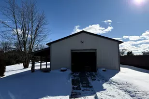 10289 Lee Rd, Grass Lake, MI 49240 - Photo 4