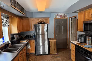 10289 Lee Rd, Grass Lake, MI 49240 - Photo 6