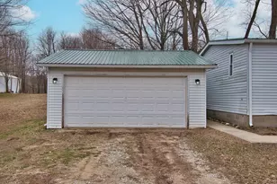 1718 Barron Lake Rd, Niles, MI 49120 - Photo 2