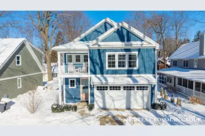 27 Third Street, South Haven, MI 49090 - Photo 2