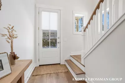 27 Third Street, South Haven, MI 49090 - Photo 8