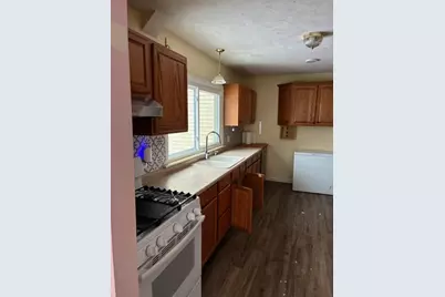 912 Den Hertog Street SW, Wyoming, MI 49509 - Photo 12