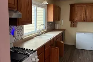 912 Den Hertog St SW, Wyoming, MI 49509 - Photo 12